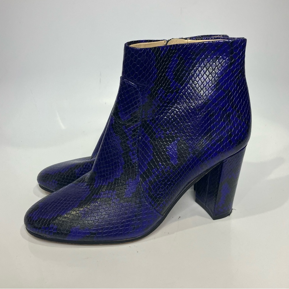 Vince Camuto Sanstan purple leather ankle boots snakeskin womens size 7.5 modern